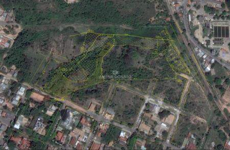 São José - Lote / Terreno à venda na Anuar Donato : 